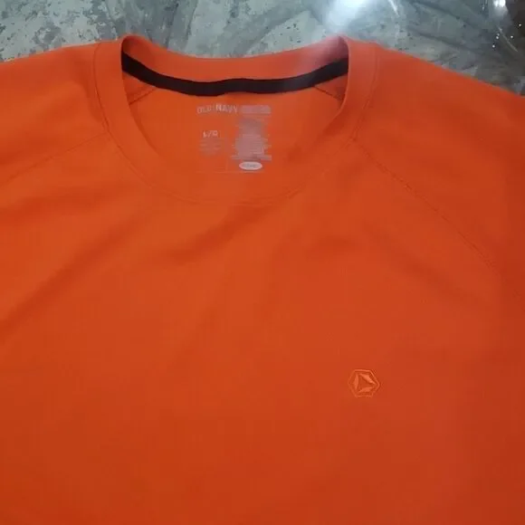 T-shirt - Picture 2 of 4